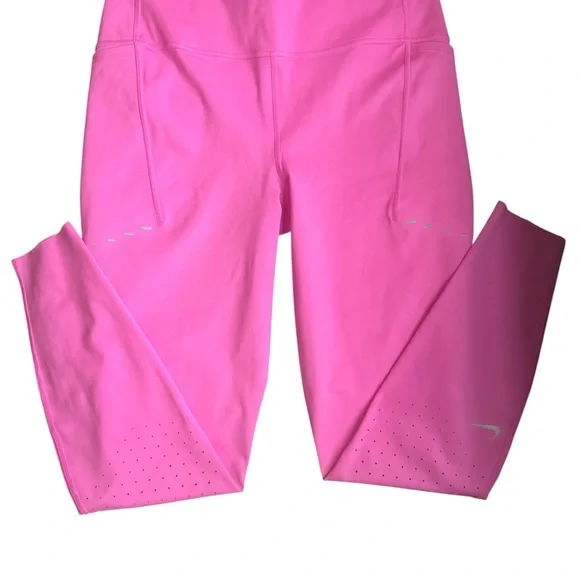 Nike Women's Swift High-Waisted Running Leggings with Pockets SizeM - Picture 3 of 4